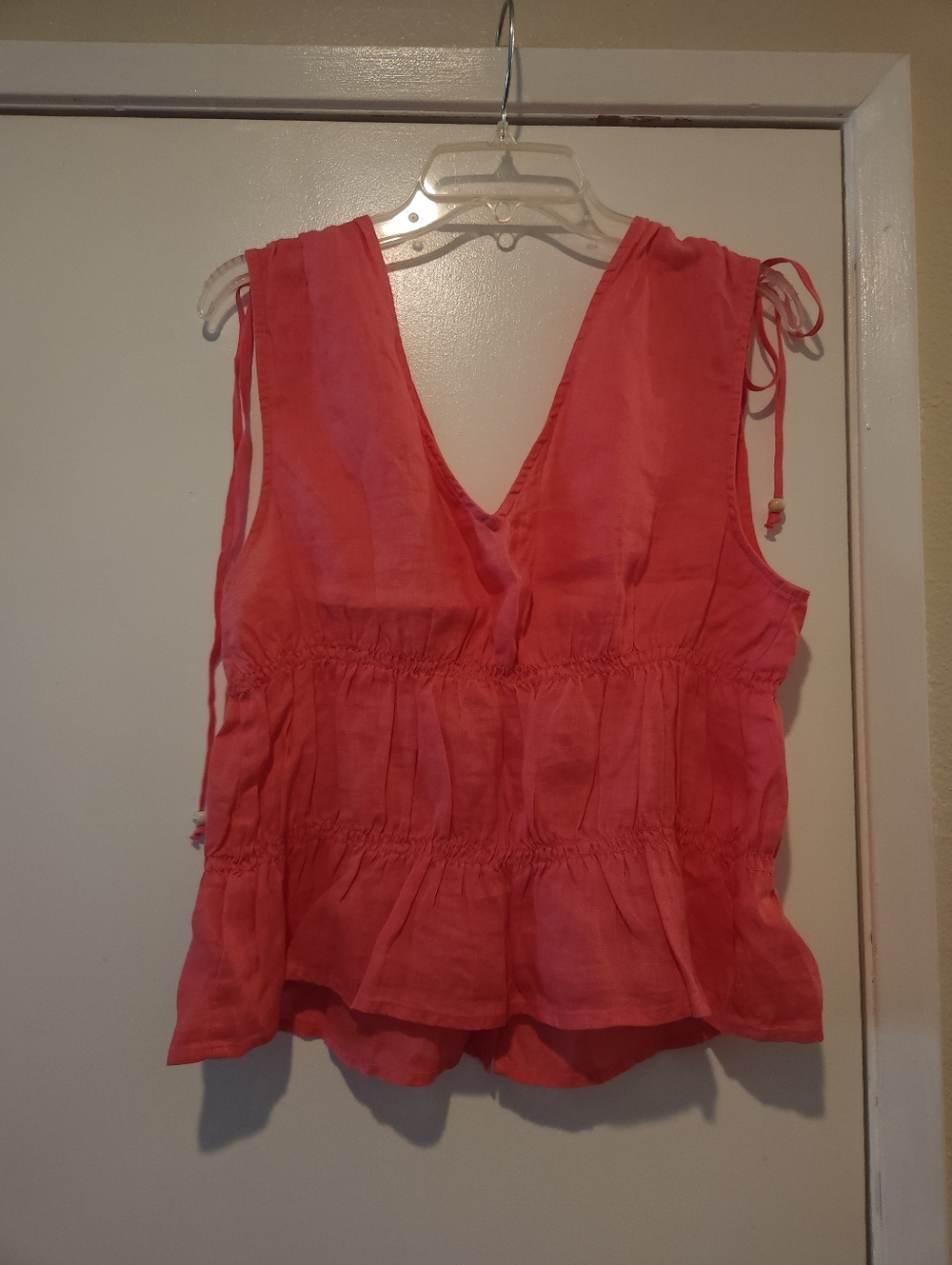 Women's Coral Pink Button-Front Sleeveless Top - Picture 4 of 6
